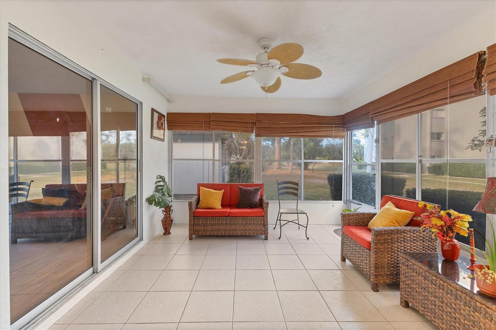 GLEN OAKS RIDGE VILLAS 2 - Residential