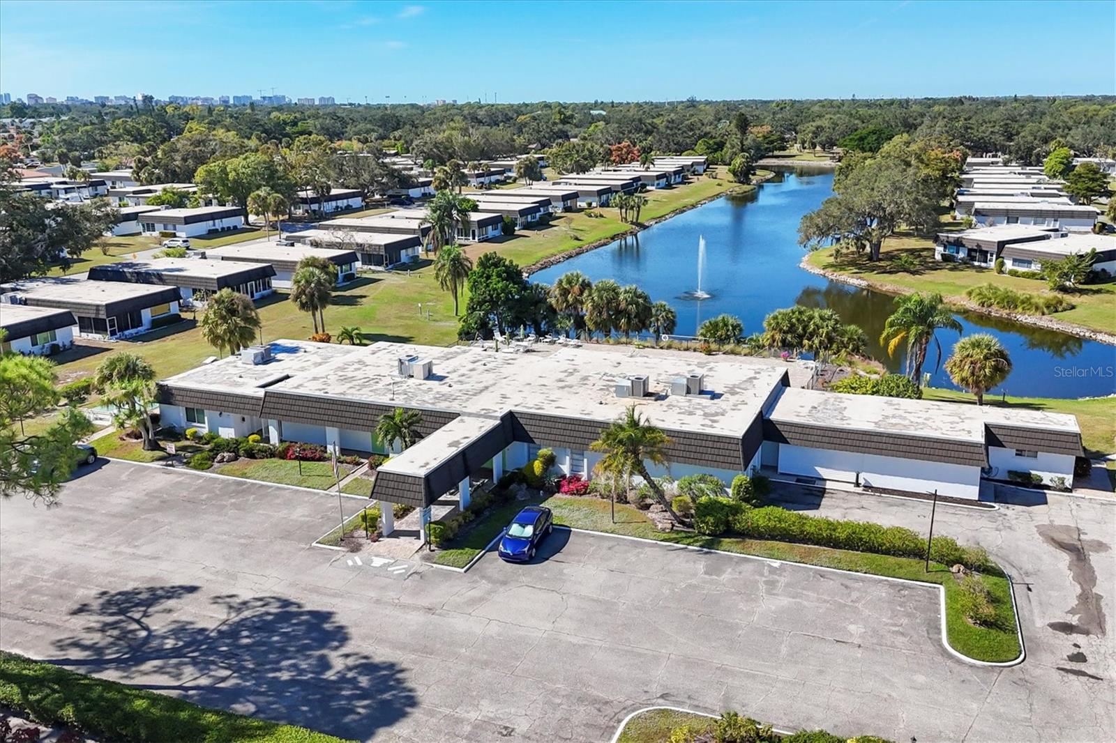 GLEN OAKS RIDGE VILLAS 2 - Residential