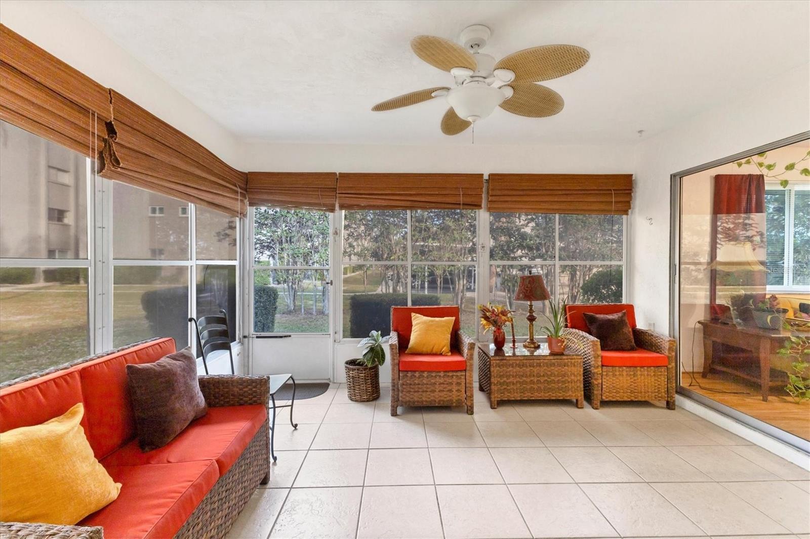 GLEN OAKS RIDGE VILLAS 2 - Residential