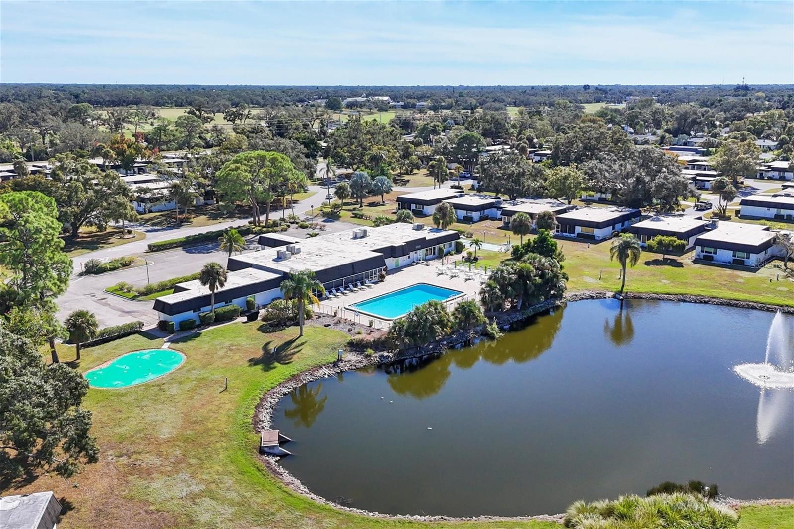 GLEN OAKS RIDGE VILLAS 2 - Residential