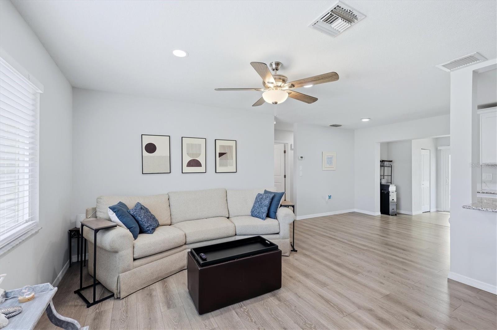 890 PONDEROSA ROAD