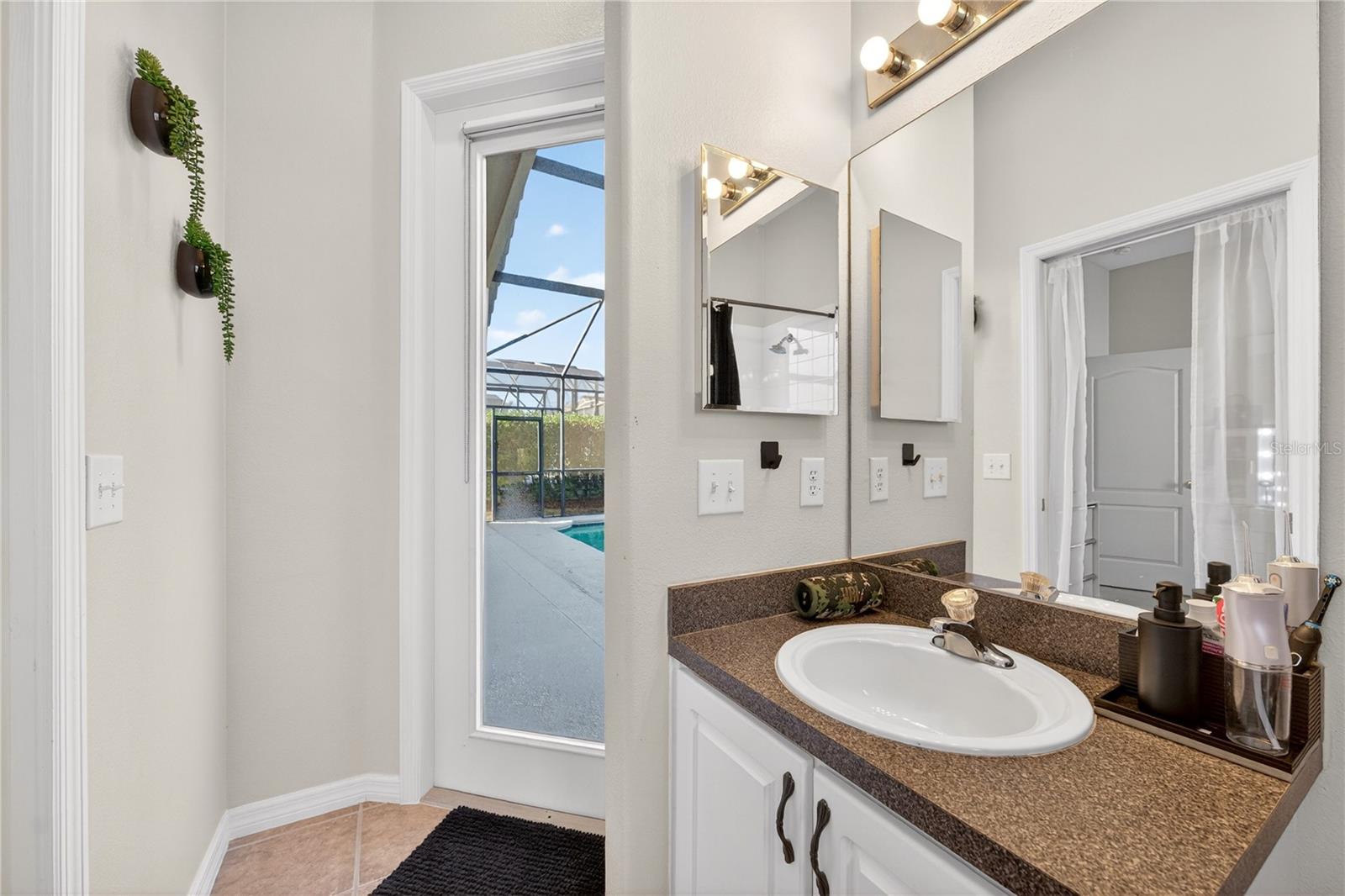 TUSCAN HILLS - Residential