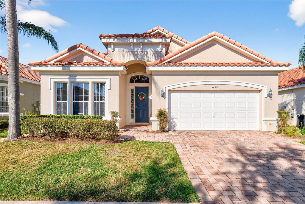 Photo of 650 Tuscan Hills Blvd, Davenport, FL 33897 (MLS # O6375601)