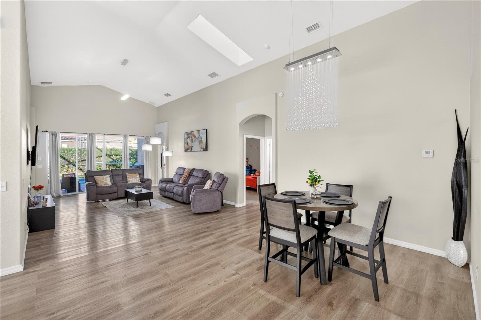 TUSCAN HILLS - Residential