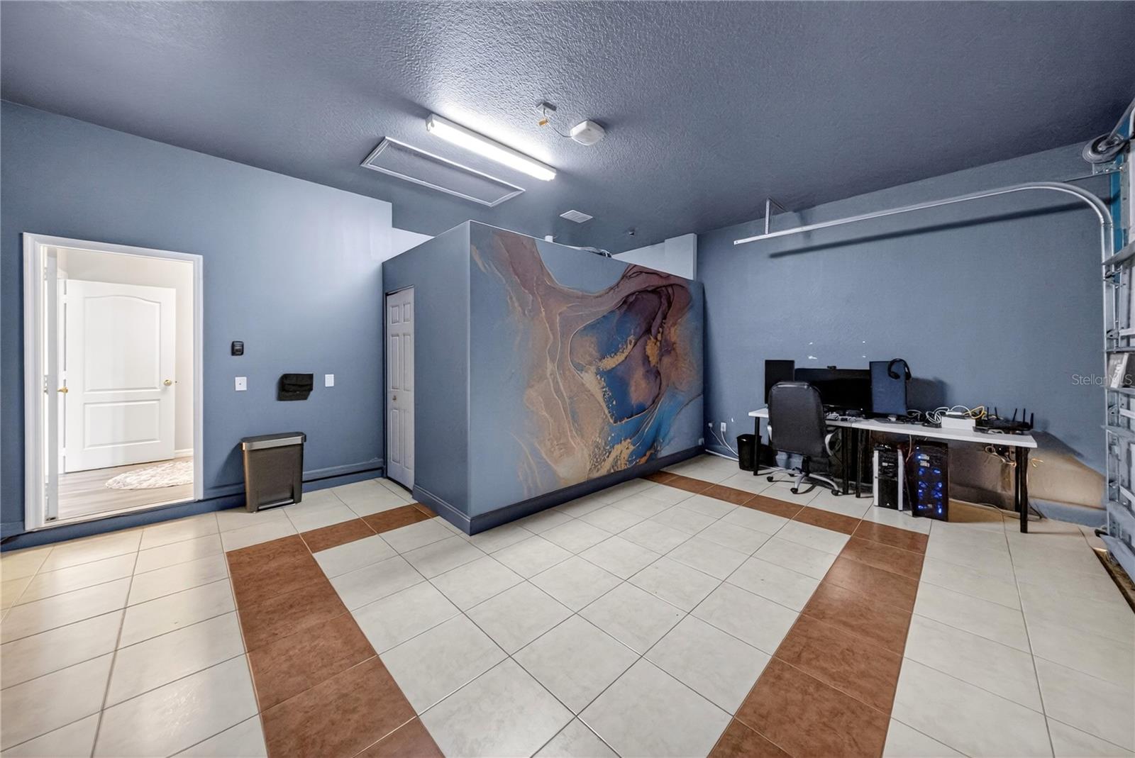 TUSCAN HILLS - Residential