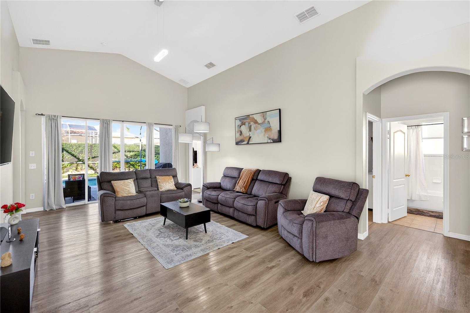 TUSCAN HILLS - Residential