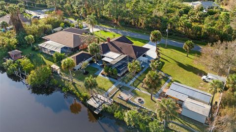 A home in PORT CHARLOTTE