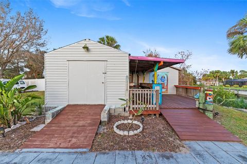 A home in PORT CHARLOTTE