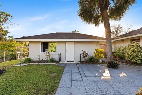 A home in PORT CHARLOTTE