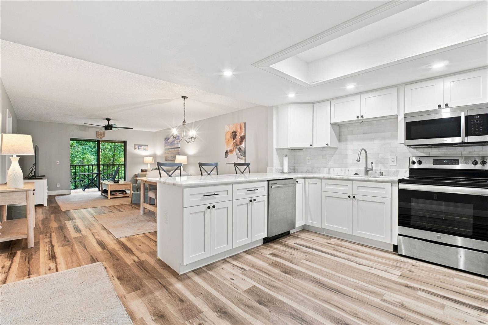 1400 TARPON WOODS BOULEVARD E6
