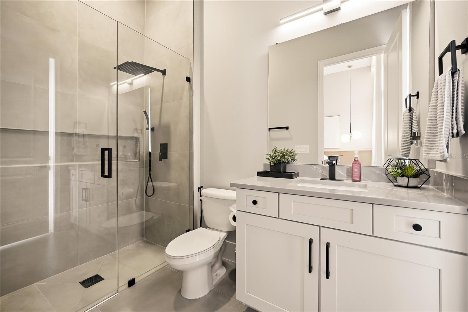 AVALON RDG - Residential