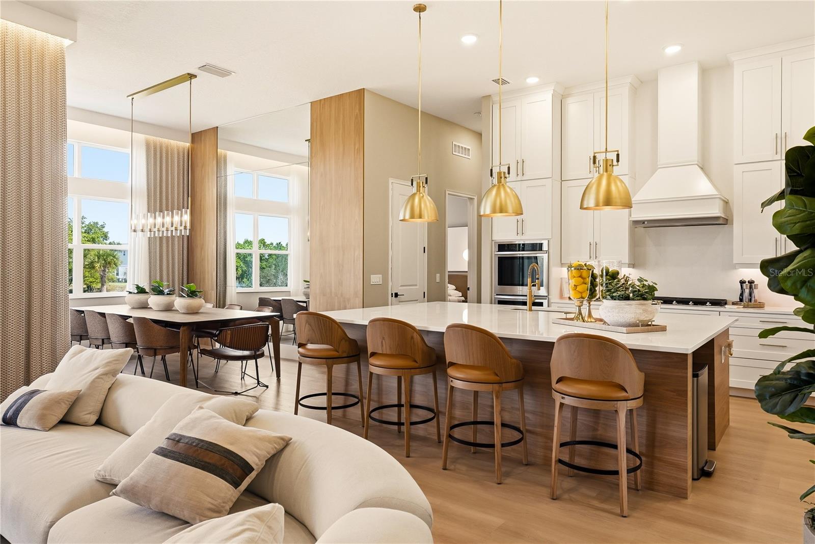 AVALON RDG - Residential