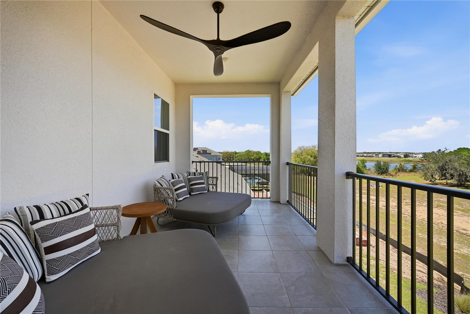 AVALON RDG - Residential