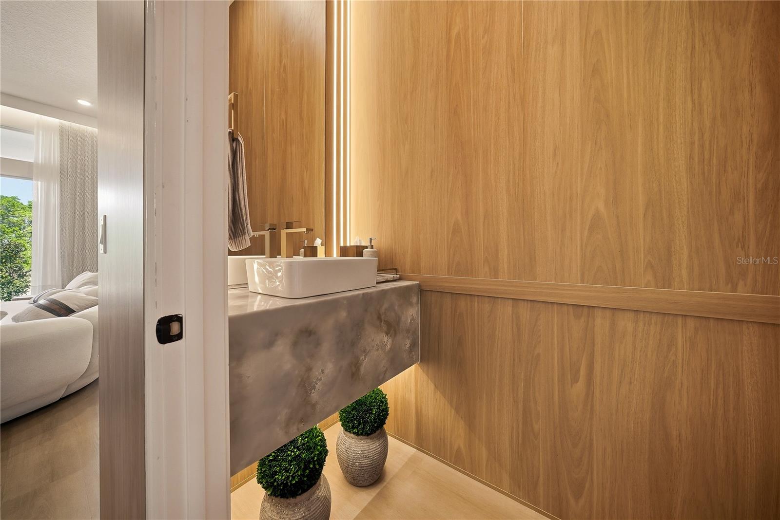 AVALON RDG - Residential