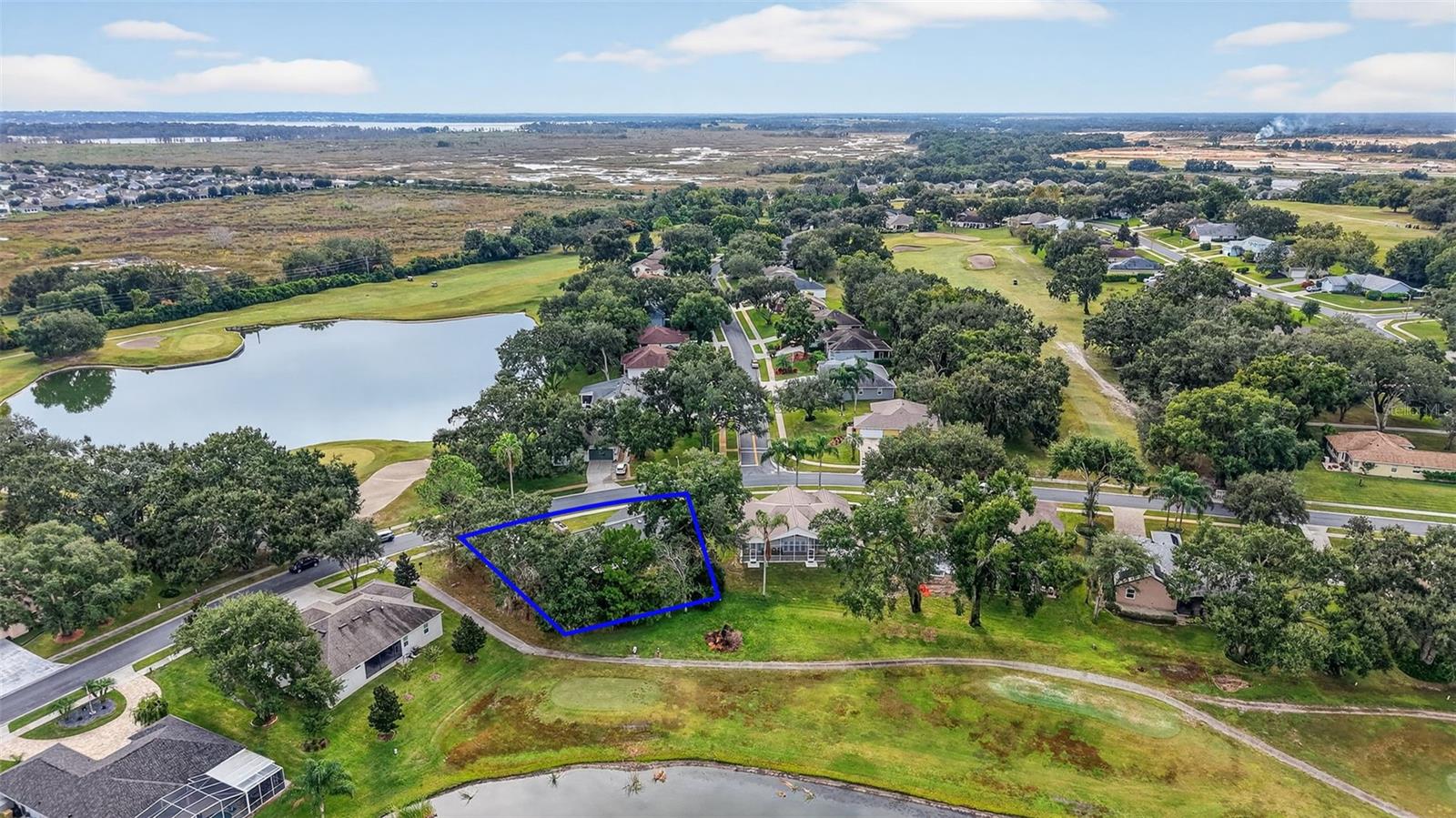 VILLAGE GREEN - Residential