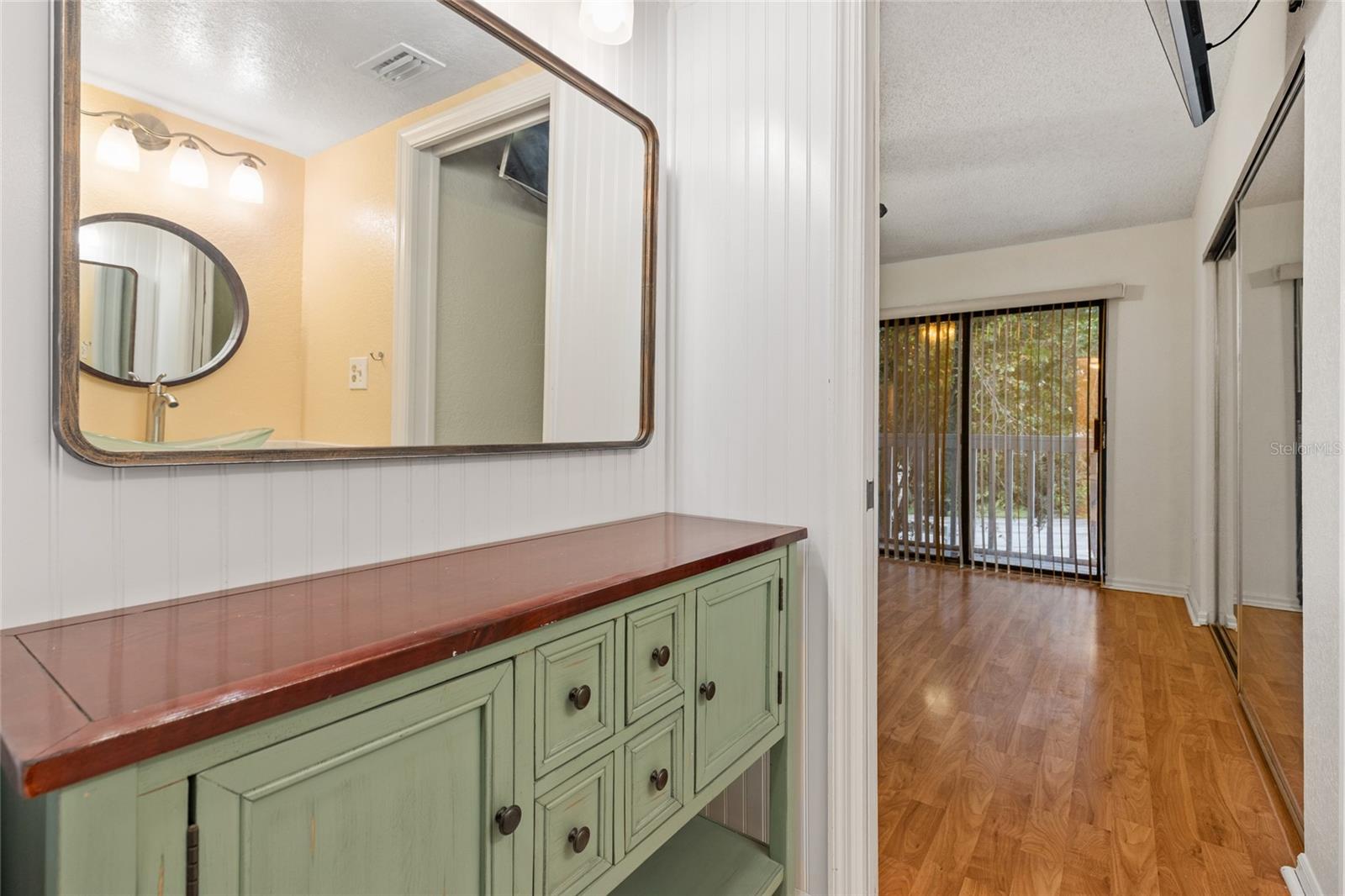 LAKE FOREST CONDO - Residential