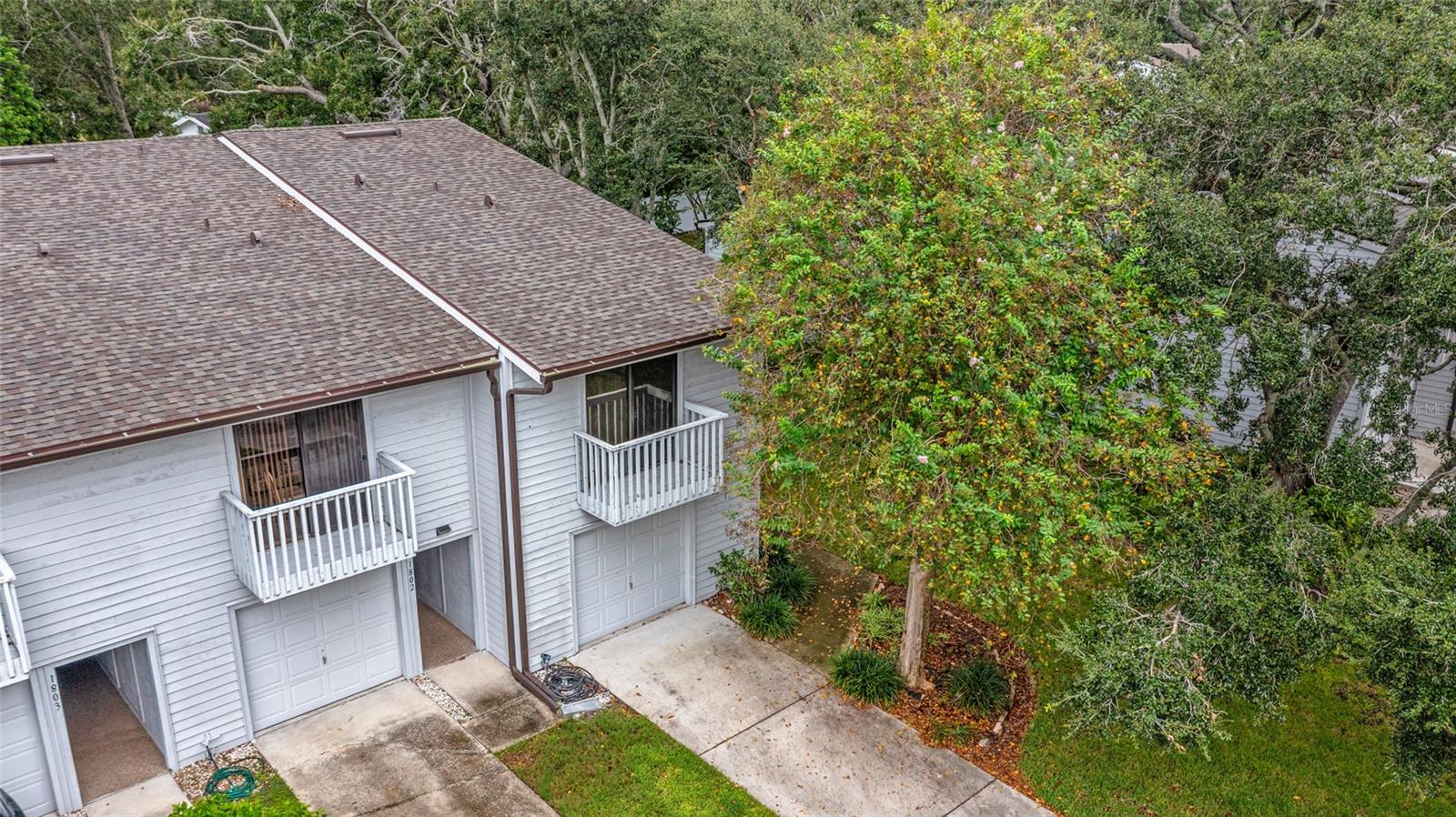 LAKE FOREST CONDO - Residential