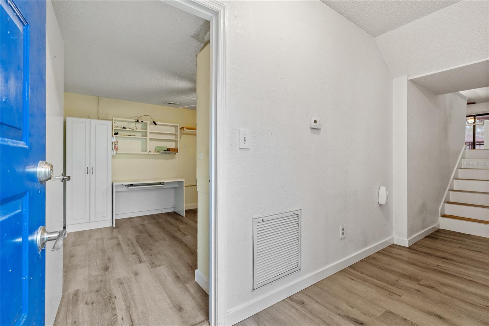 LAKE FOREST CONDO - Residential
