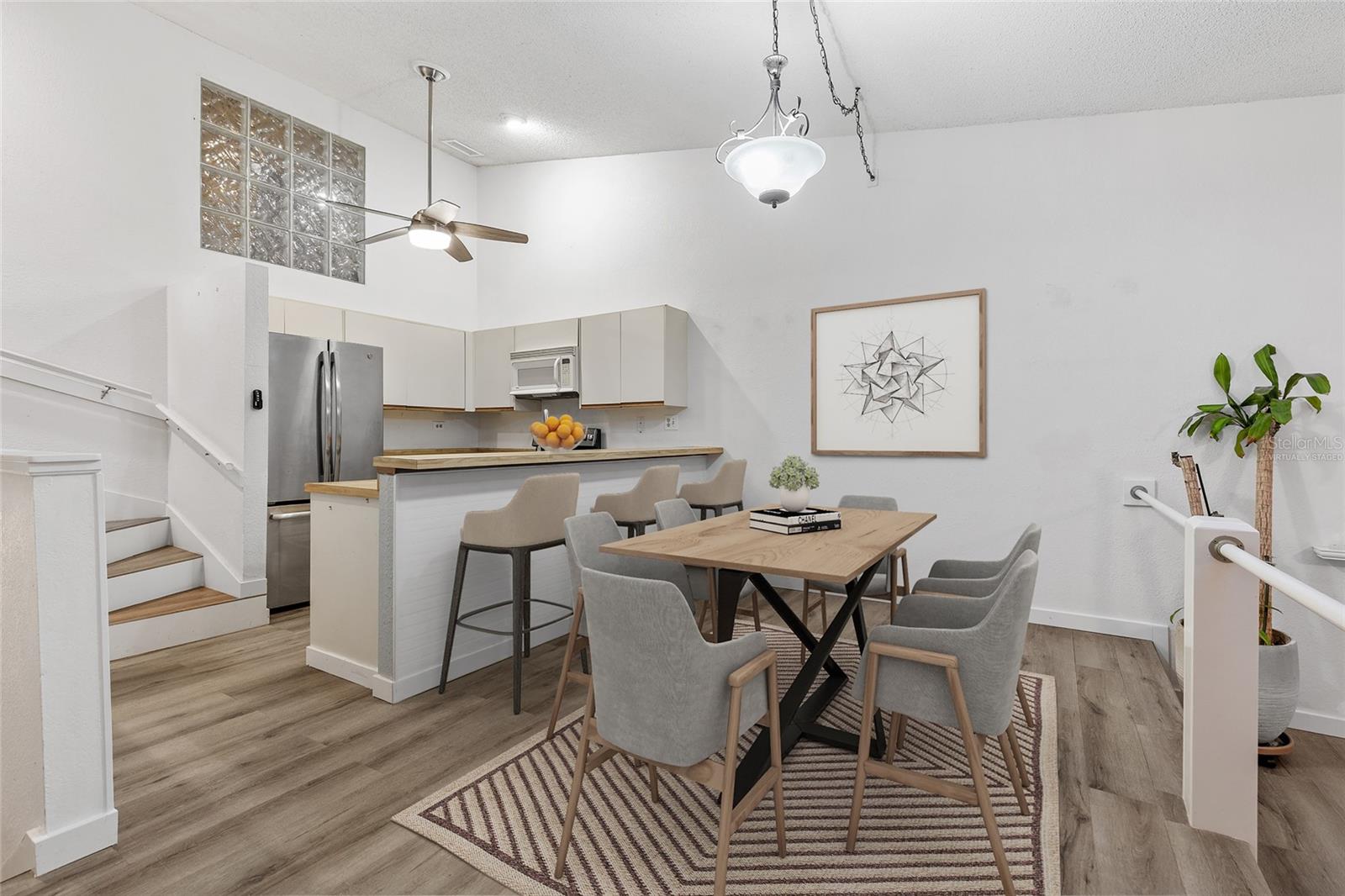 LAKE FOREST CONDO - Residential