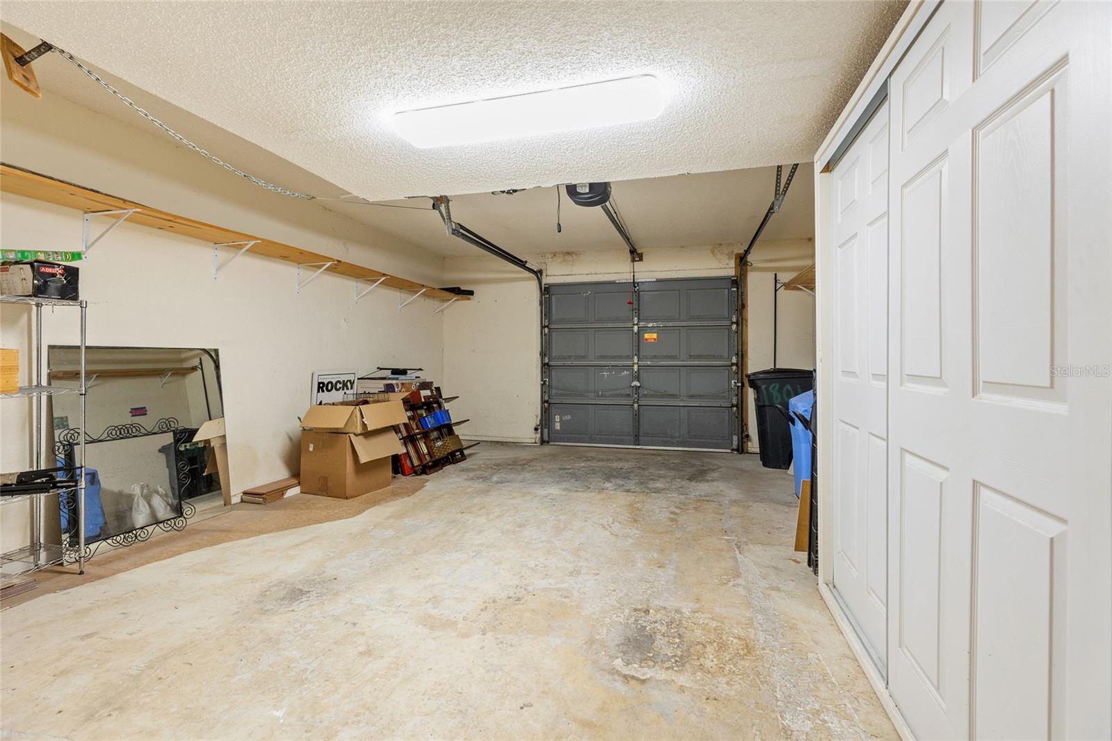 LAKE FOREST CONDO - Residential