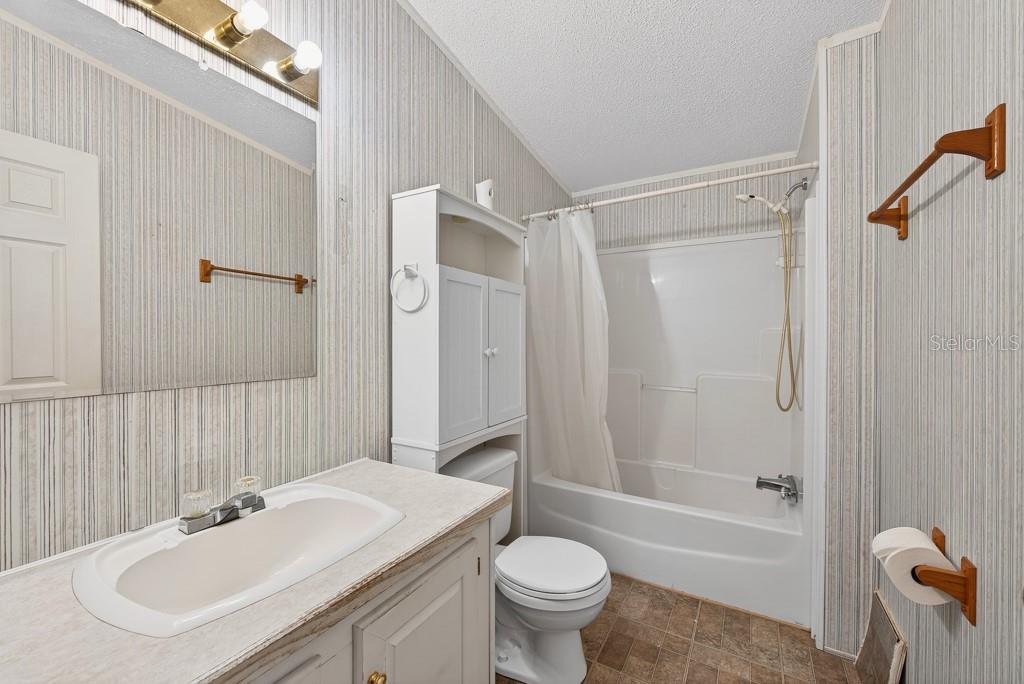 DUNWOODIE PARK - Residential