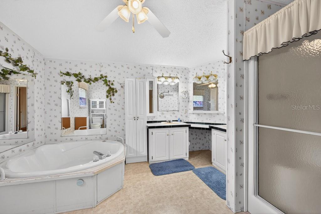 DUNWOODIE PARK - Residential