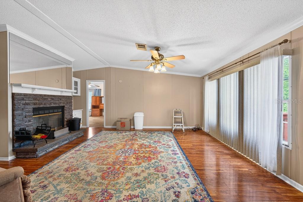 DUNWOODIE PARK - Residential