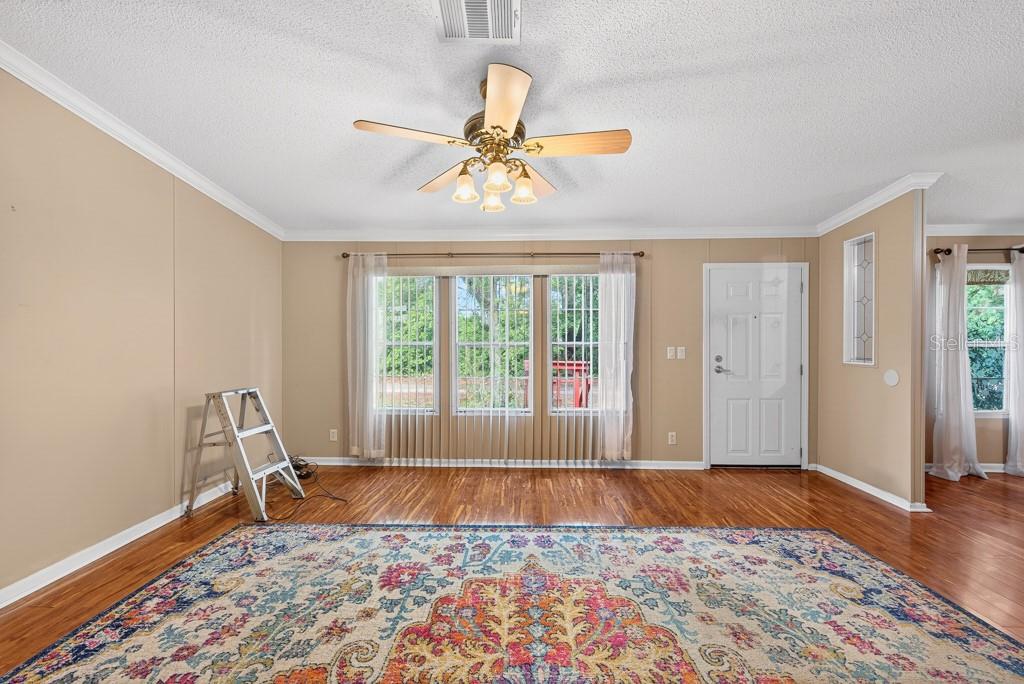 DUNWOODIE PARK - Residential