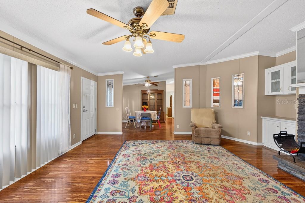 DUNWOODIE PARK - Residential