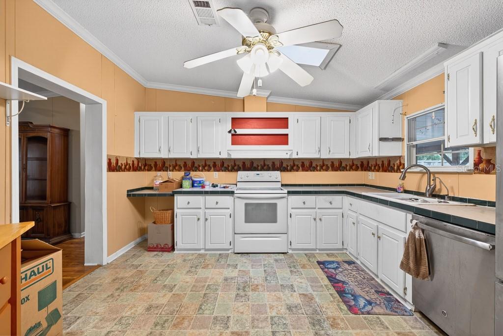 DUNWOODIE PARK - Residential