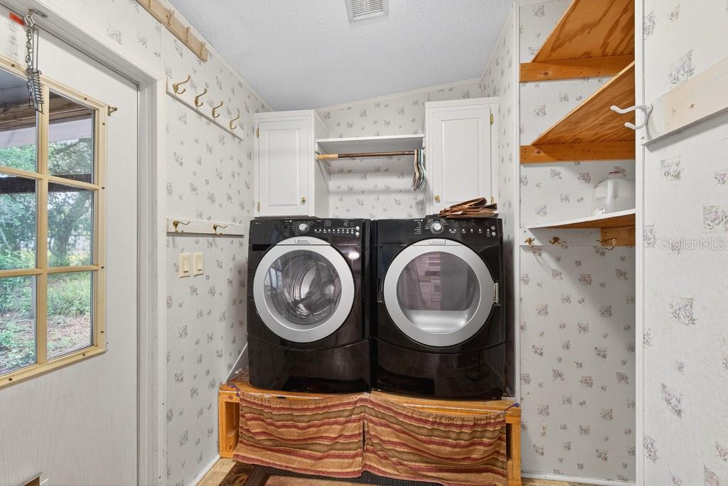 DUNWOODIE PARK - Residential