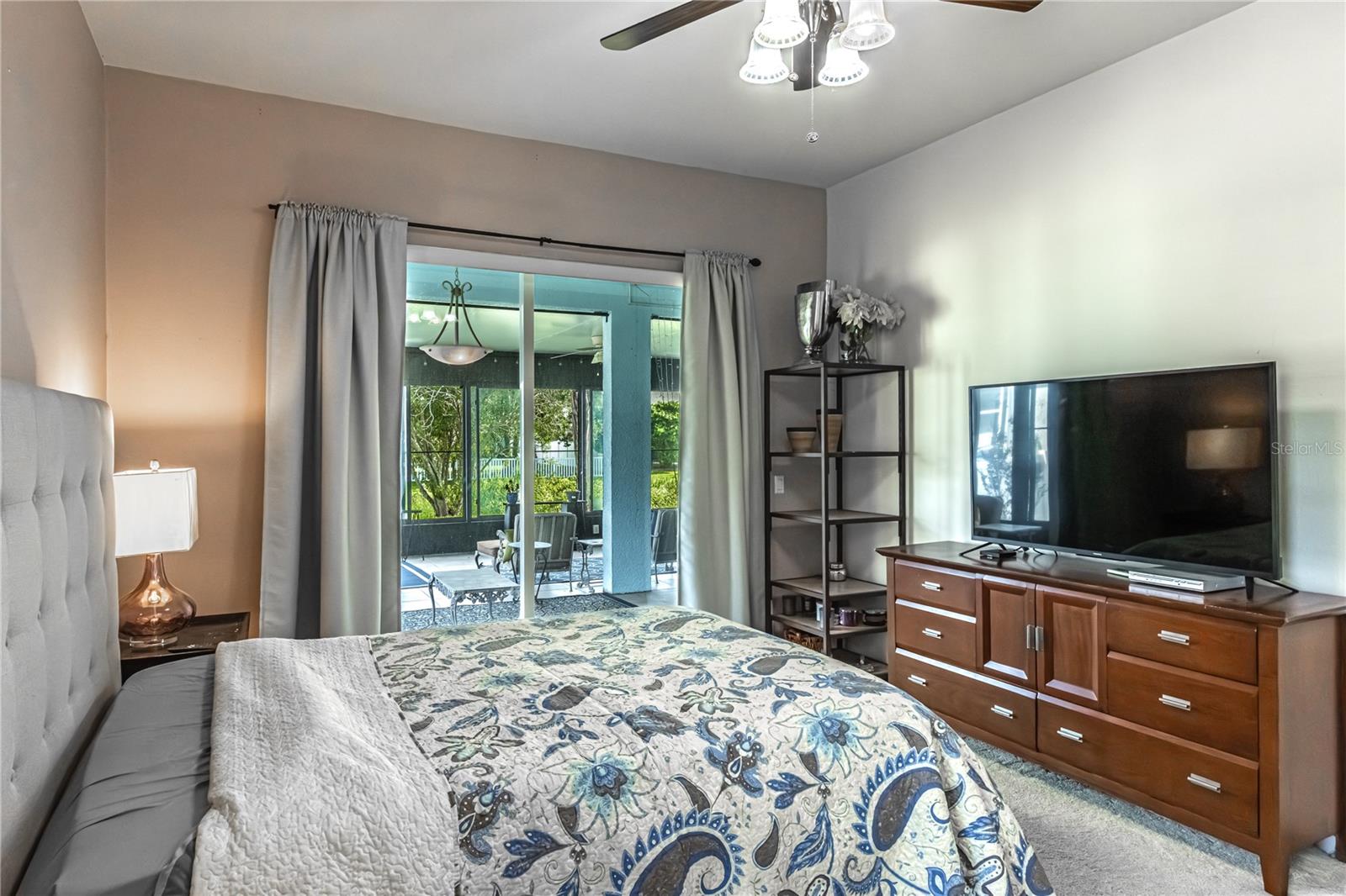 RIDGE CREST SUB UNITS - Residential