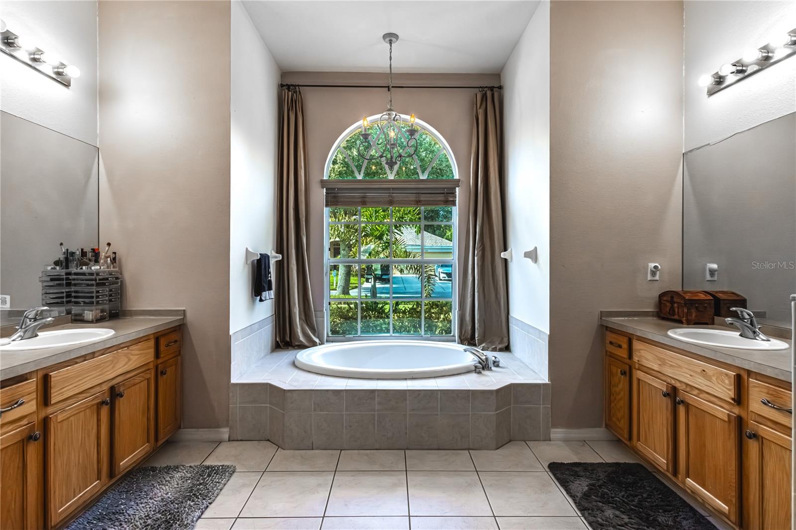 RIDGE CREST SUB UNITS - Residential