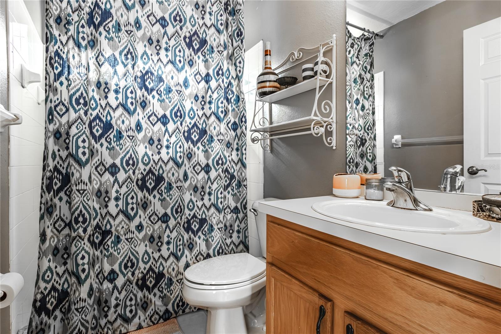 RIDGE CREST SUB UNITS - Residential