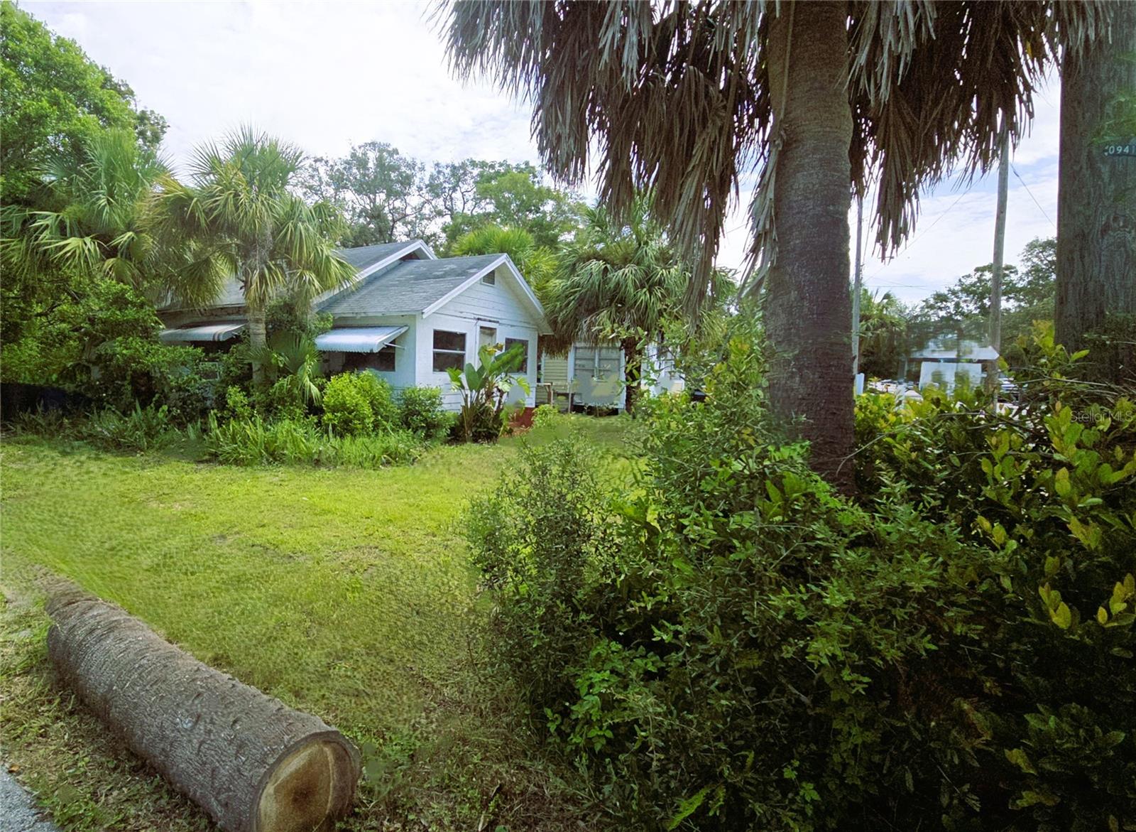 518 WOODLAWN STREET