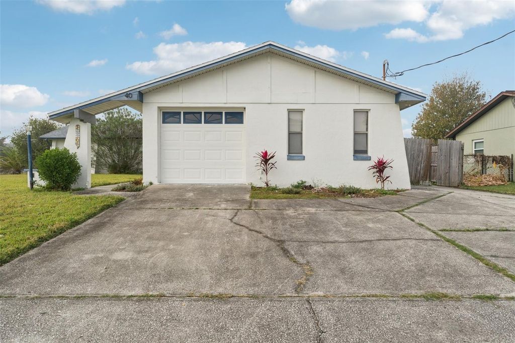 Photo of 40 Flower Hill Lane, Palm Coast, FL 32137 (MLS # TB8456465)