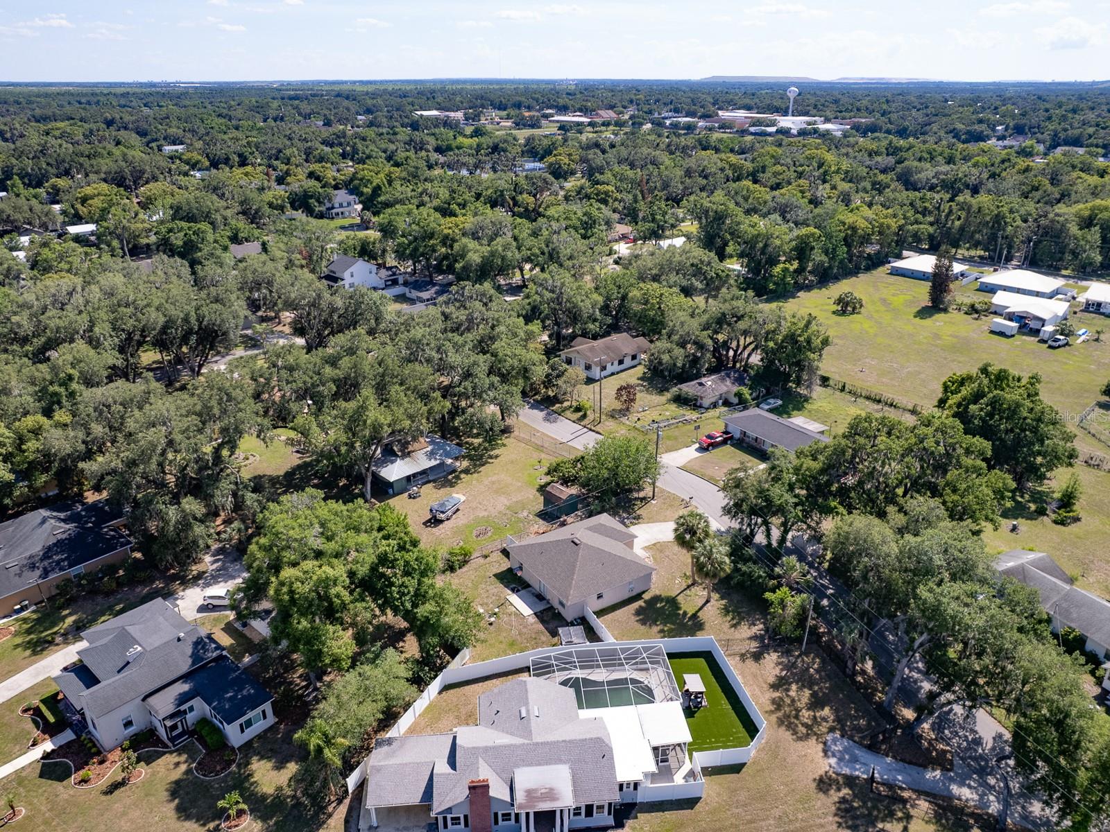 HACKLAKE - Residential