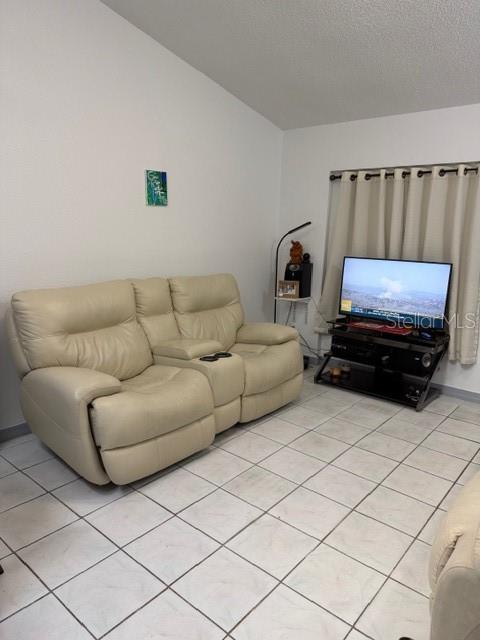 RIVERWOOD - Residential