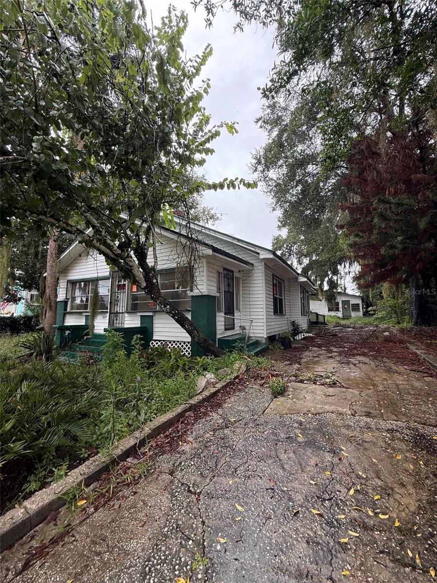 335 W WISCONSIN AVENUE