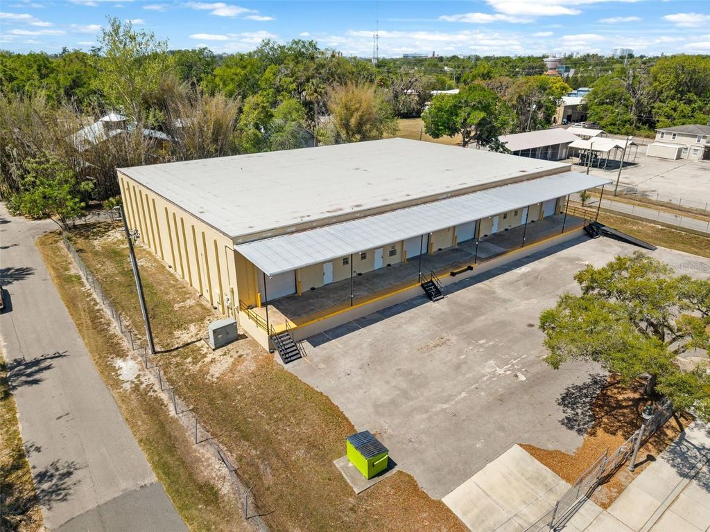 Photo of 1030 SE 4th Street, Gainesville, FL 32601 (MLS # GC539148)