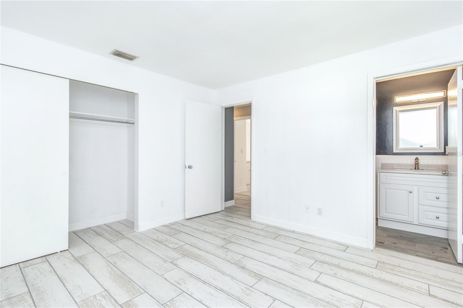 PASADENA HEIGHTS - Residential Lease