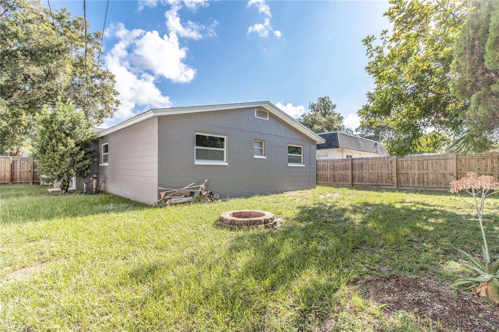 PASADENA HEIGHTS - Residential Lease