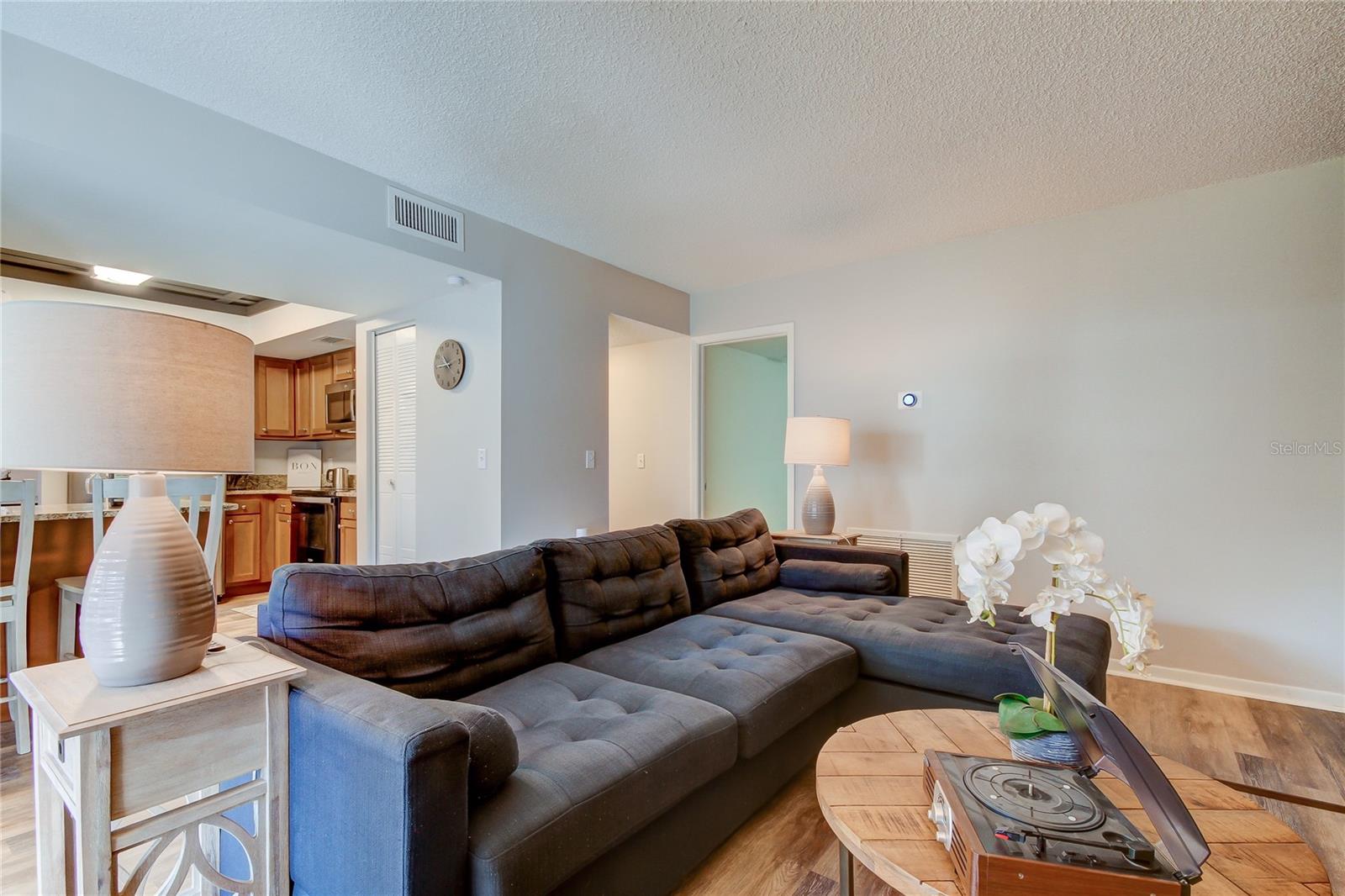 NORTH LAKES SEC C UNIT 1 - Residential