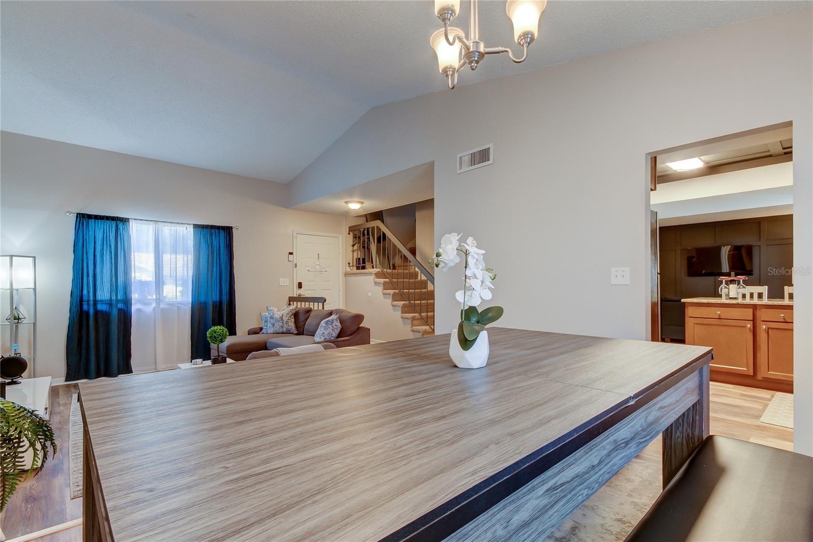 NORTH LAKES SEC C UNIT 1 - Residential