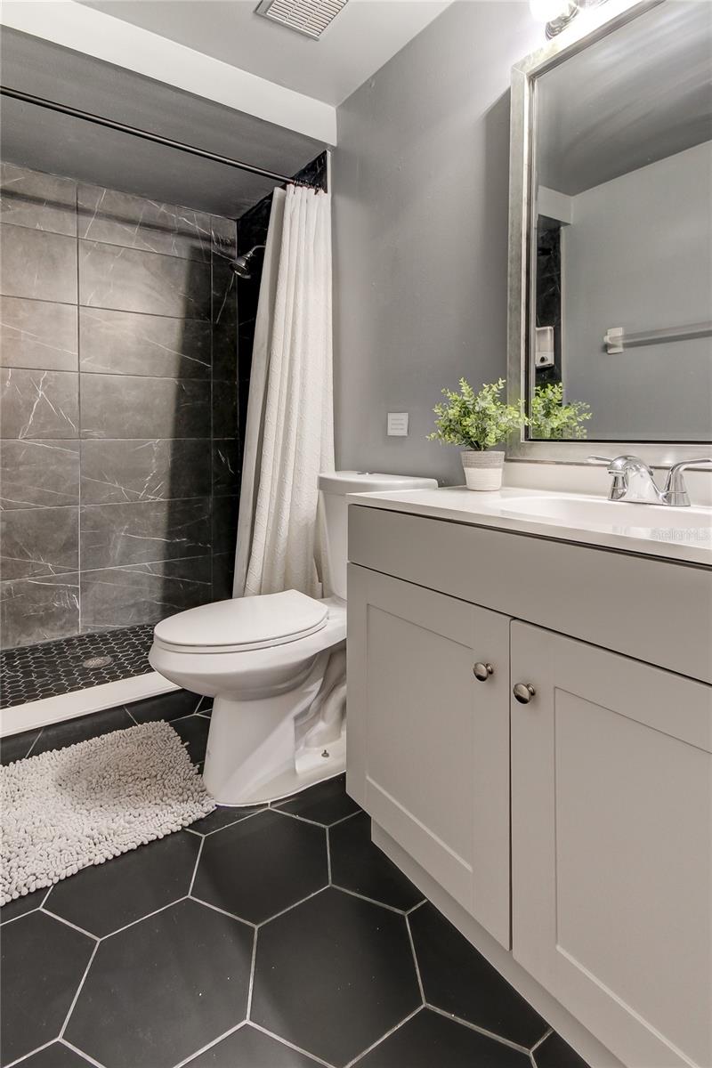 NORTH LAKES SEC C UNIT 1 - Residential