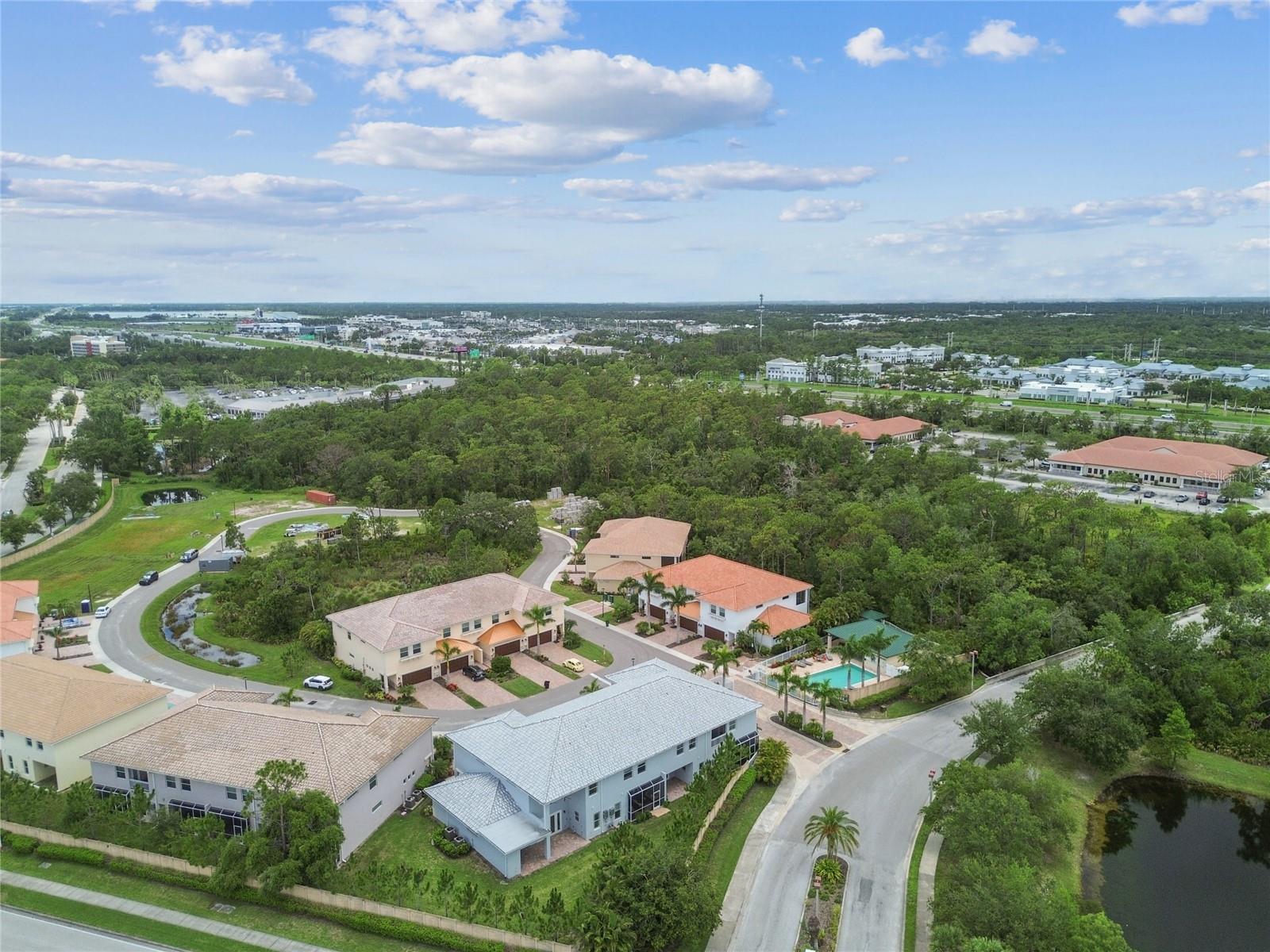 HIDDEN CREEK AT LAKEWOOD RANCH - Residential