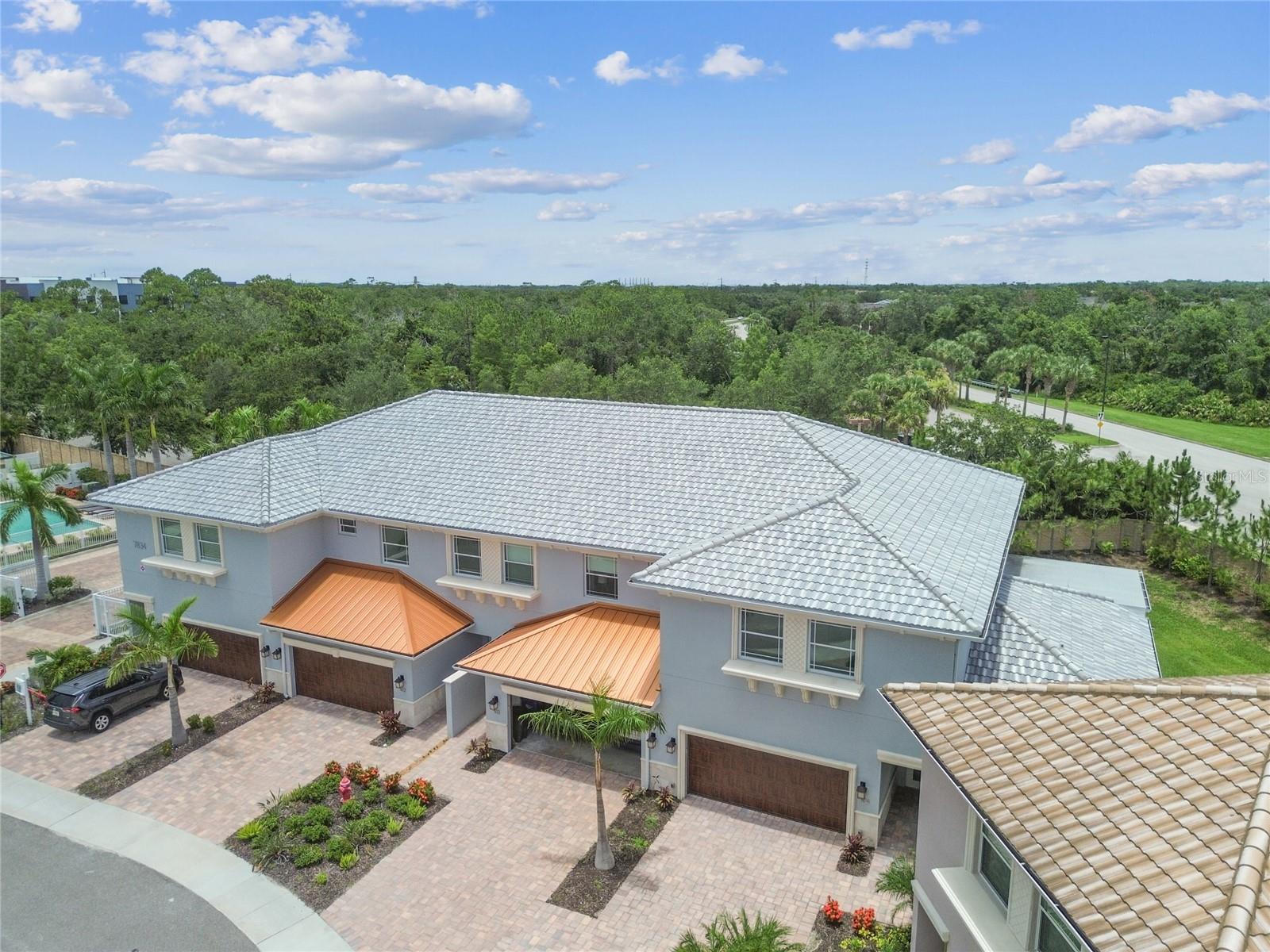 HIDDEN CREEK AT LAKEWOOD RANCH - Residential