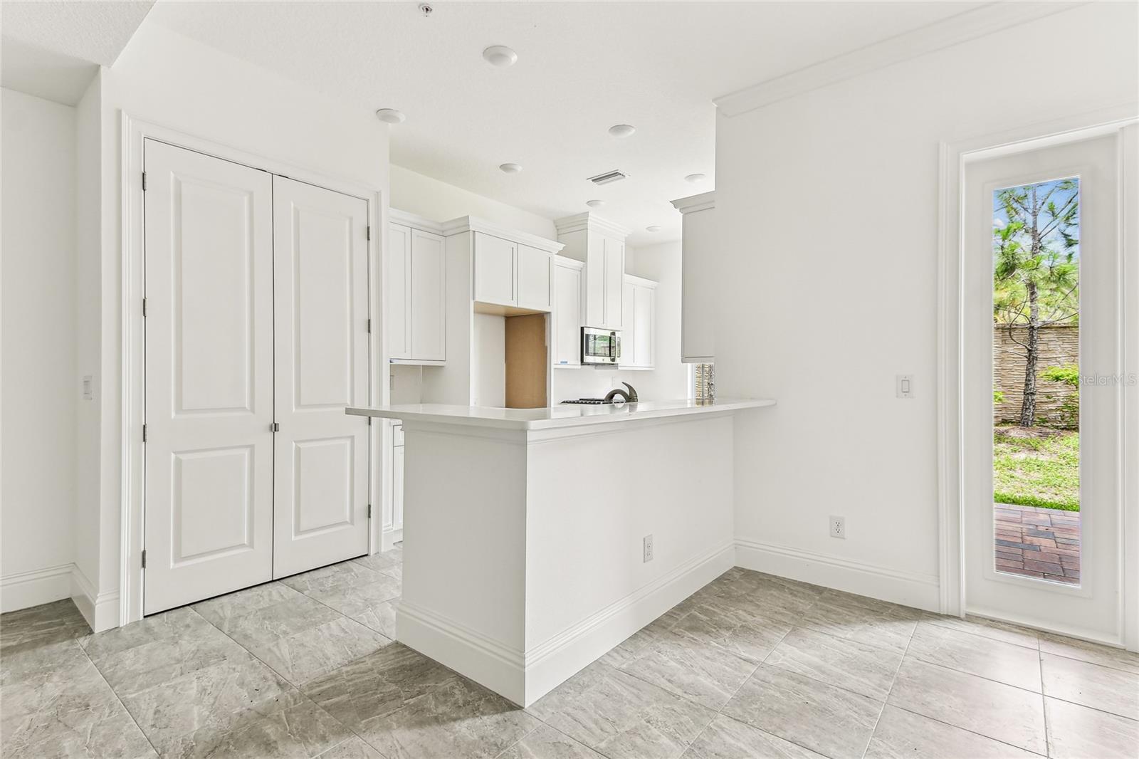 HIDDEN CREEK AT LAKEWOOD RANCH - Residential