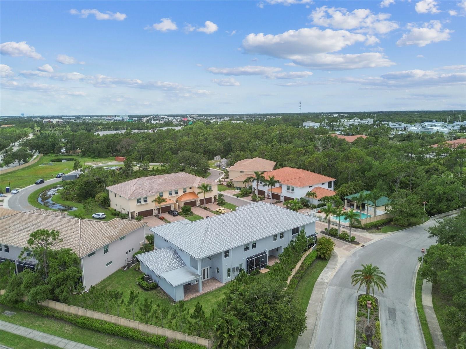 HIDDEN CREEK AT LAKEWOOD RANCH - Residential