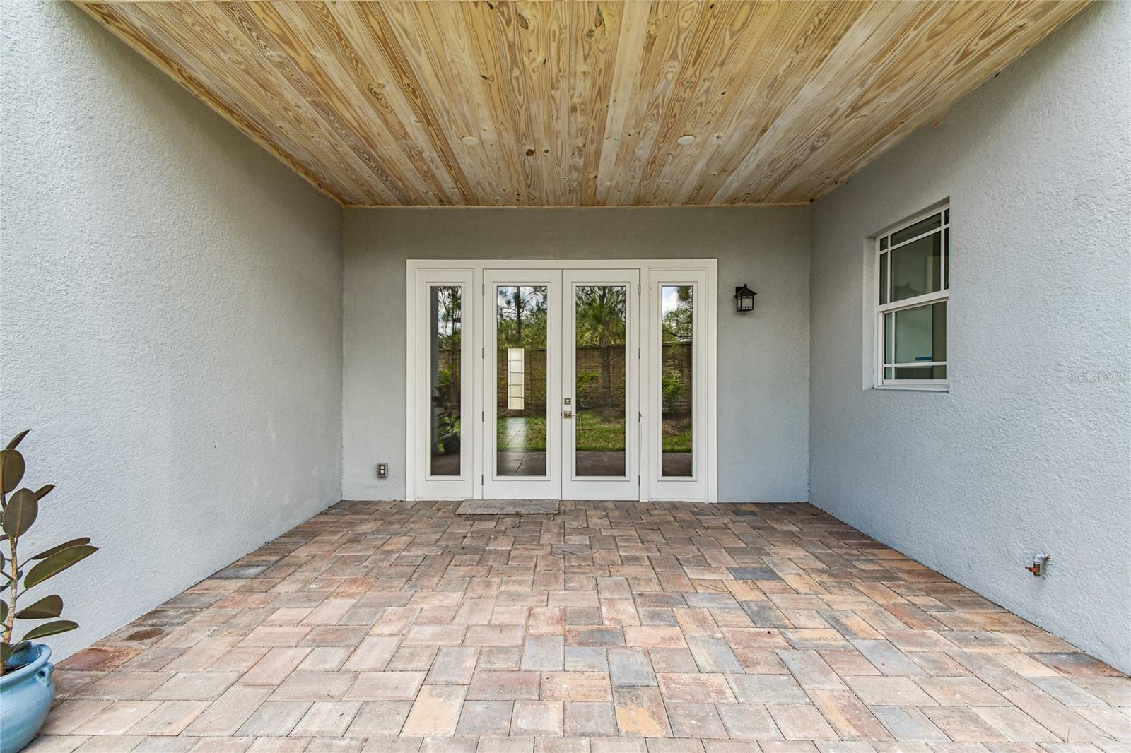 HIDDEN CREEK AT LAKEWOOD RANCH - Residential